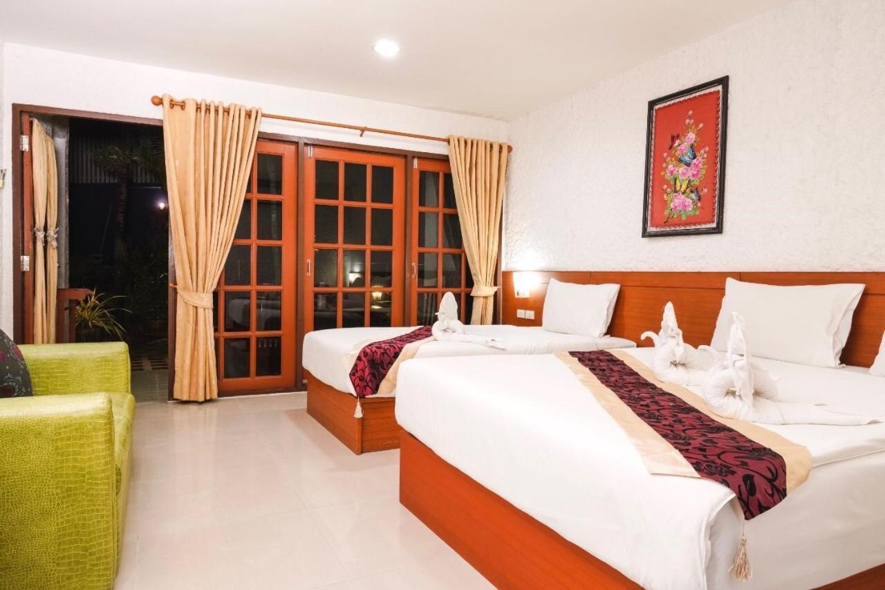 Neptuna Hotel Patong 외부 사진
